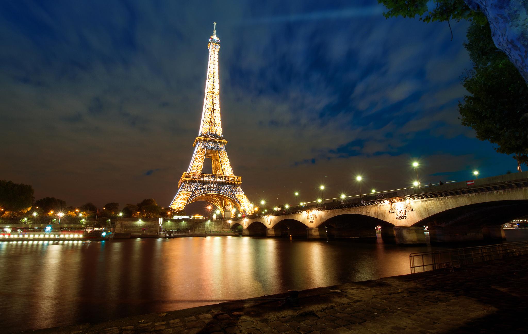 Tour Eiffel wallpapers collection